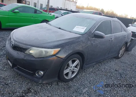 2012 Toyota Camry Se z USA, uszkodzony, nr VIN 4T1BF1FK4CU589360